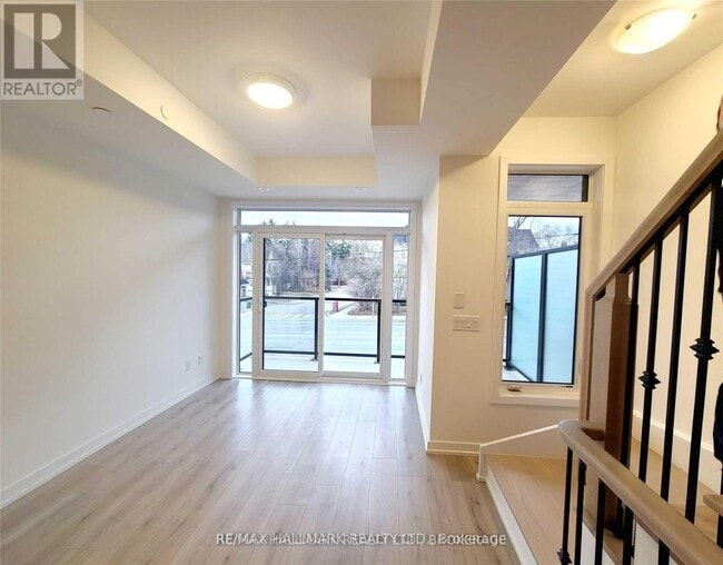 Building Photo - 262 Finch Ave E