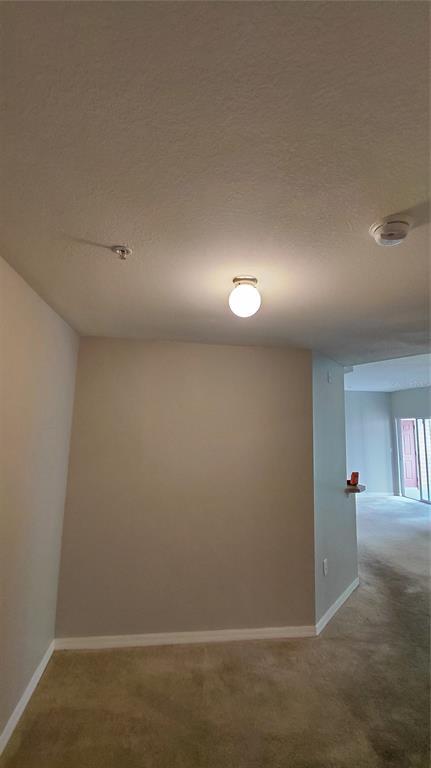 Foto del edificio - 2000 Erving Cir