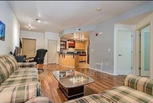 Foto del edificio - 4340 S Highland Dr