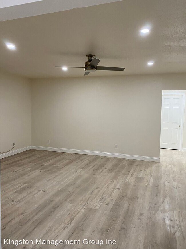 Foto del edificio - 4420-4422 Stanford Ave