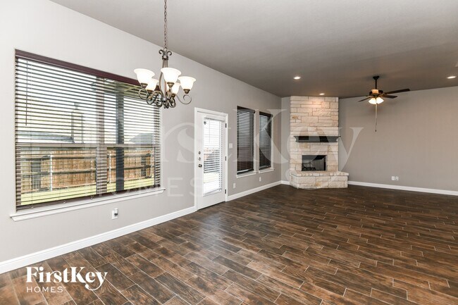 Building Photo - 208 McKittrick Ln