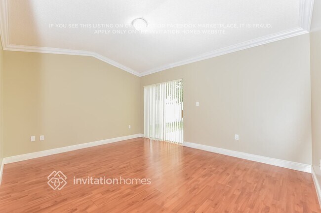 Foto del edificio - 13778 SW 145th St