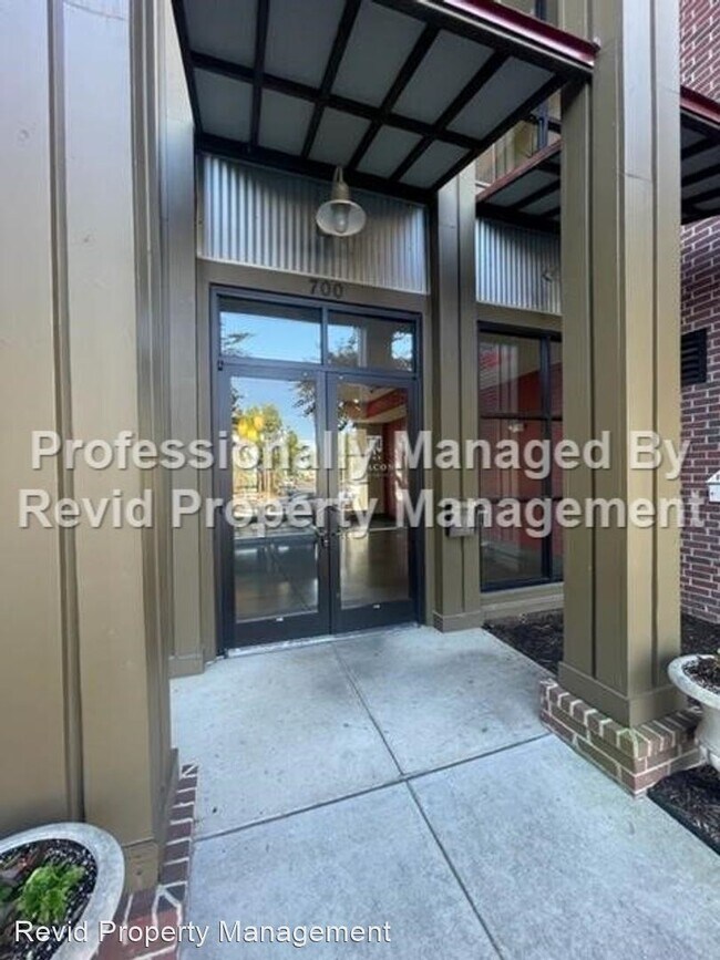Building Photo - 1 br, 1 bath House - 700 Harbor Bend Rd. #103