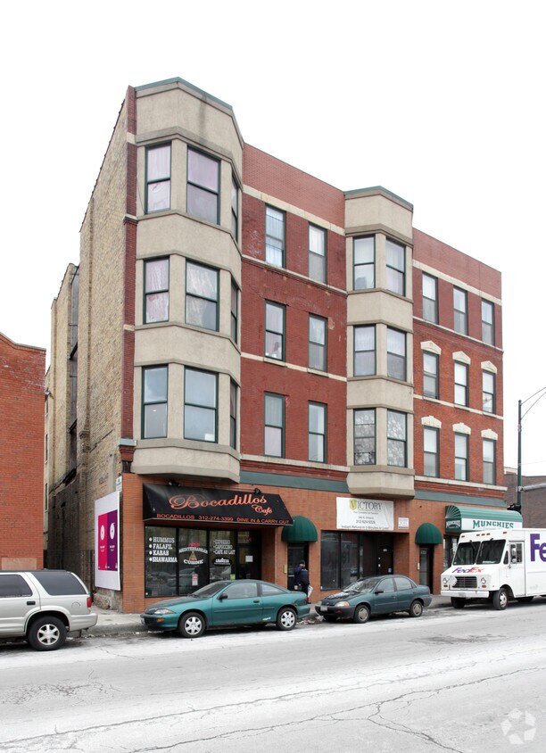 Building Photo - 349 W Oak St