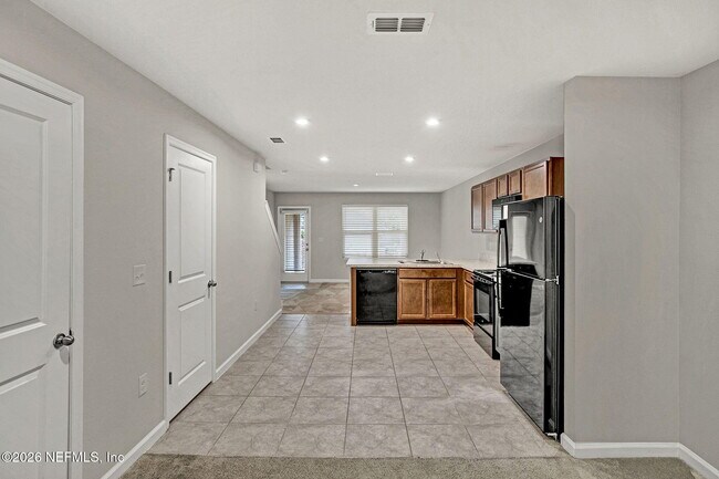 Foto del edificio - 5958 Creekside Crossing Dr