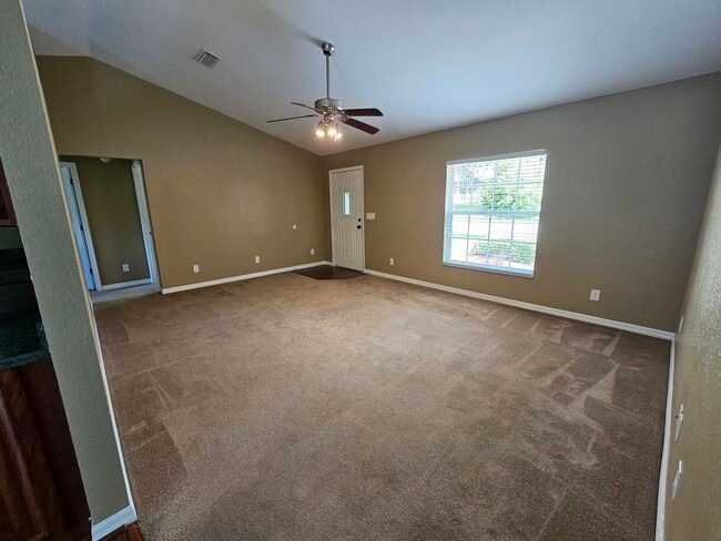 Foto del edificio - 1246 NE 13th Ave