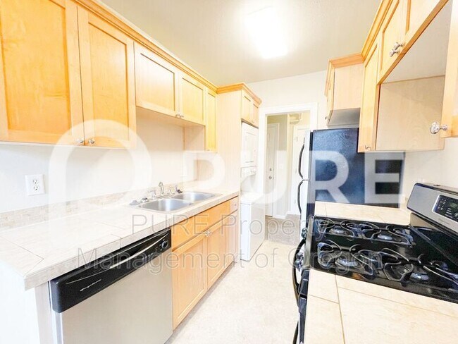 Foto del edificio - 701 NE 28th Ave