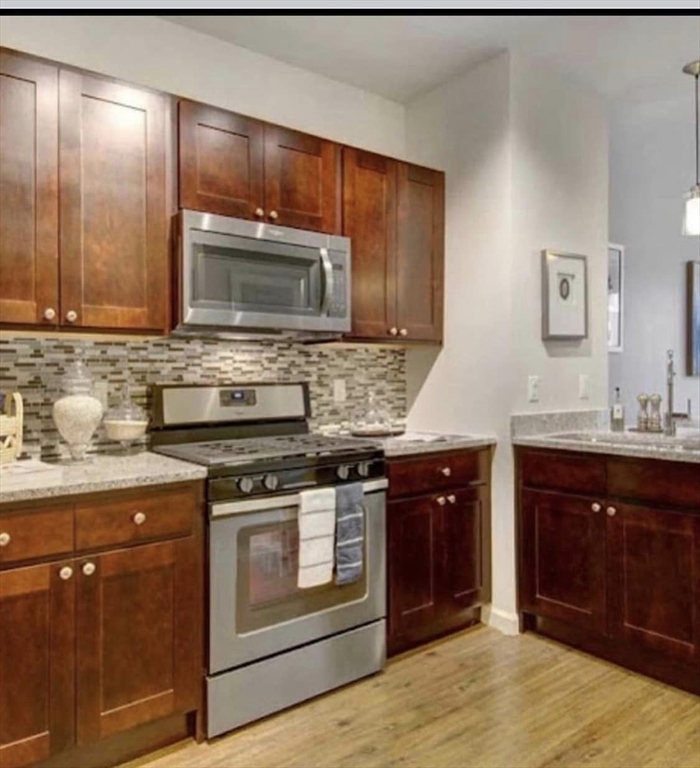 Foto principal - 375 Acorn Dr