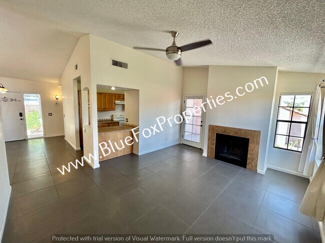 Building Photo - 6490 N Tierra De Las Catalinas