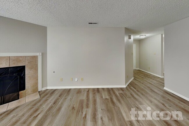 Foto del edificio - 3251 Capsella Ln
