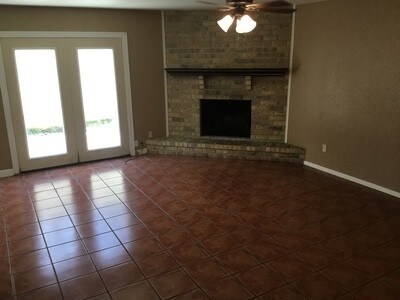Building Photo - Marshall Wood Townhome