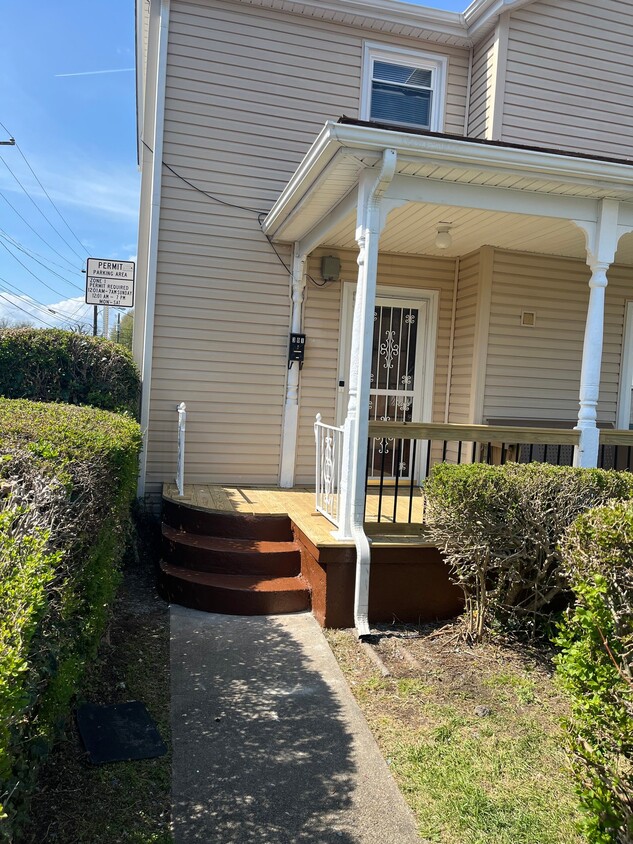 Photo - 301-10 1/2 10 1/2 St NW (Charlottesville, VA)