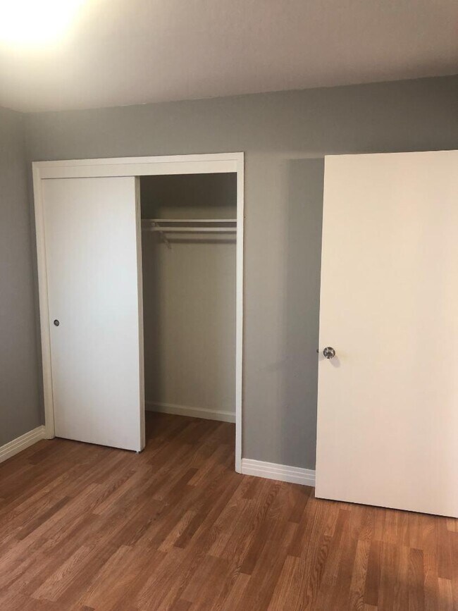 Foto del edificio - 2286 Deborah Dr