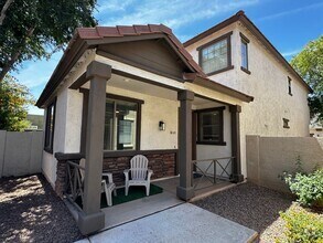 Building Photo - 639 S Buena Vista Ave