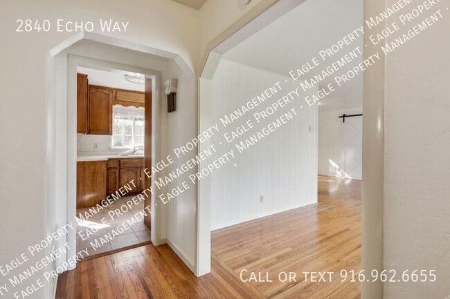 Building Photo - 3/2 Close to Del Paso Country Club