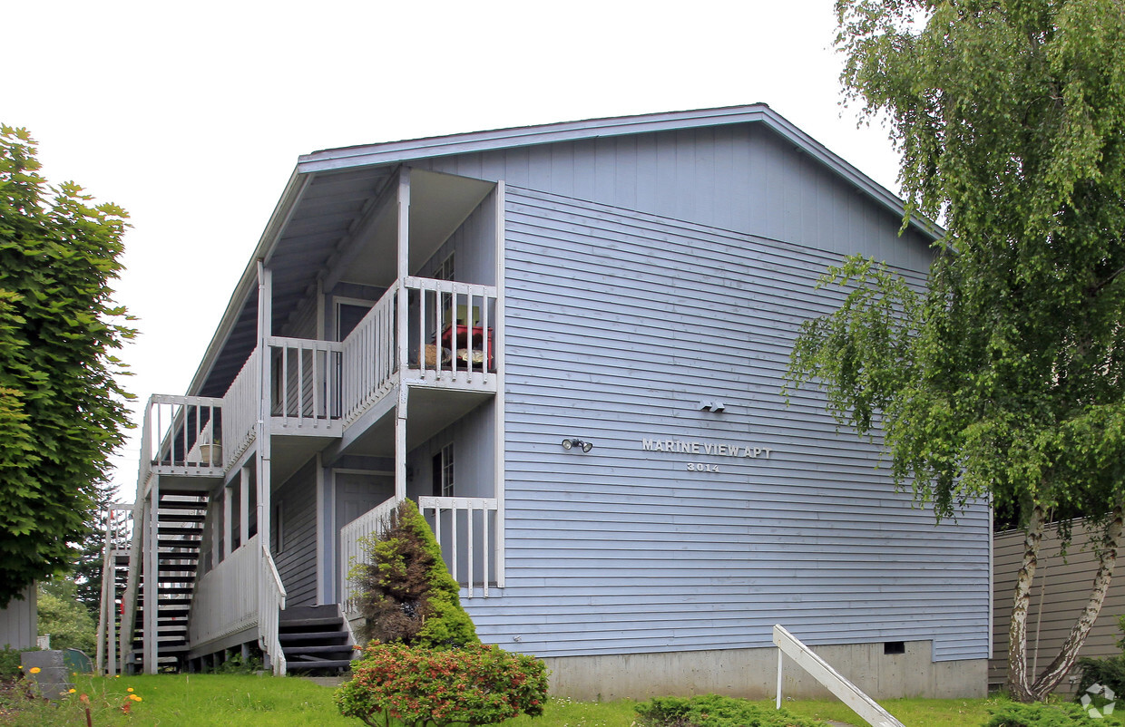 Primary Photo - Marine View Apartments