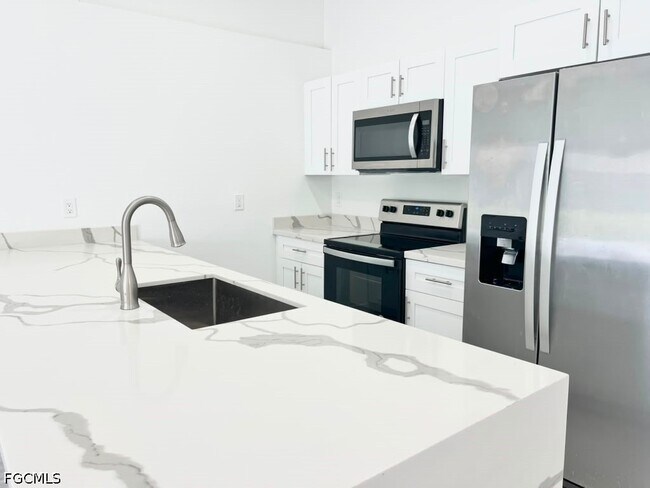Foto del edificio - 4622 SW 7th Pl