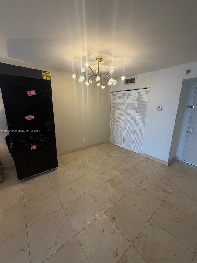 Building Photo - 770 Claughton Island Dr