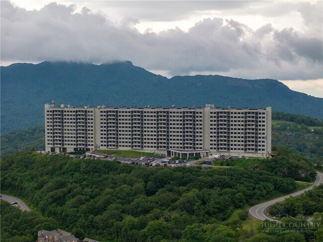 Foto del edificio - 303 Sugar Top Dr