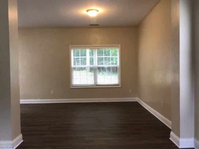 Building Photo - 12418 Winget Rd