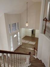 Building Photo - 231 Cedar Elm Ln