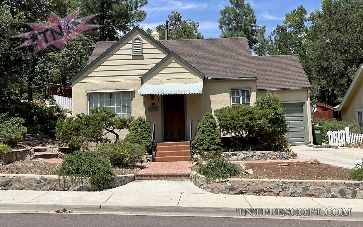 Primary Photo - Historic Vintage Home in Prescott ~ HOLD