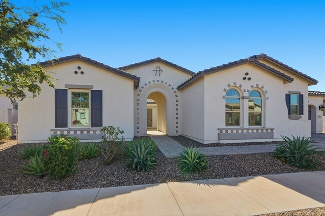 Building Photo - Gated Community Amazing ameneties