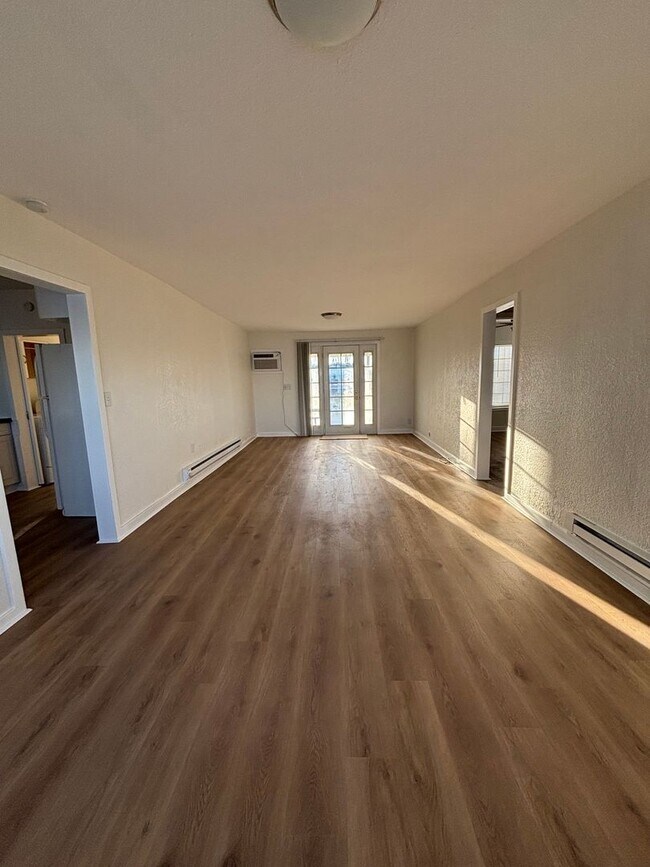 Foto del edificio - Cozy Lakefront Home w/Private Dock