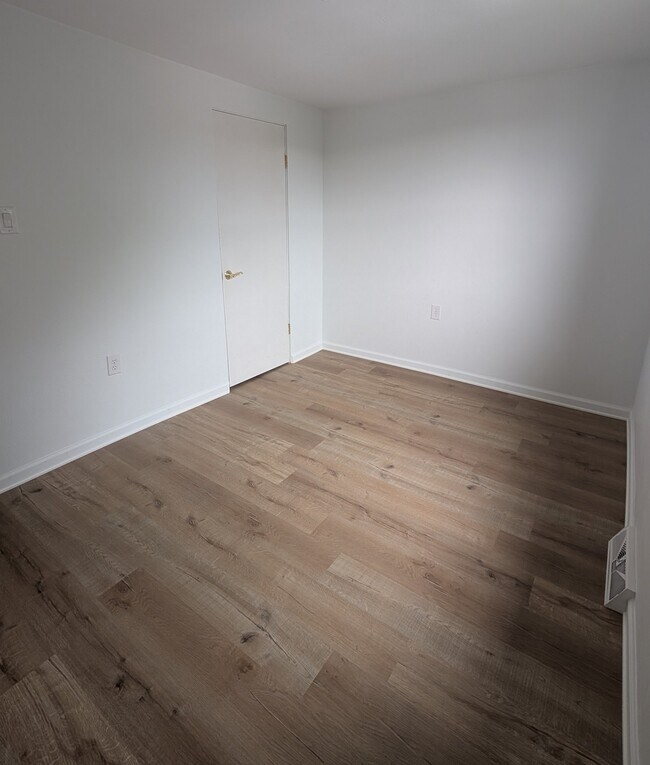 Foto del edificio - 423 Lowell St