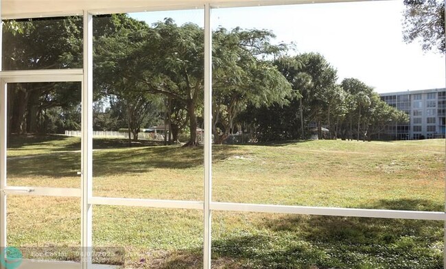 Foto del edificio - 2600 S Course Dr