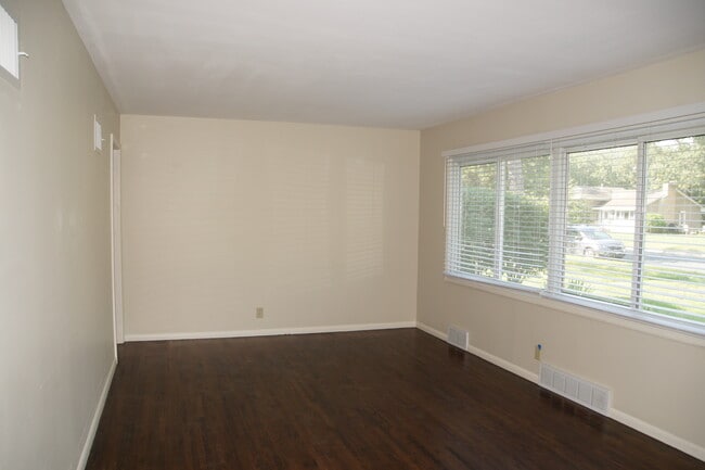 Building Photo - 1415 Nevada Ave