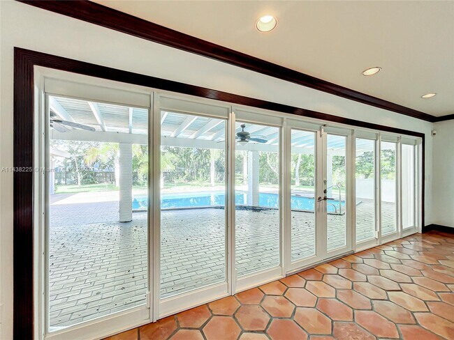 Building Photo - 6405 SW 129th Ter