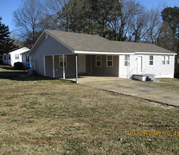 Primary Photo - "Charming 3-Bedroom Home with 2 Full Baths...