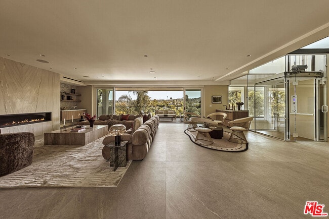 Foto del edificio - 16838 Oak View Dr
