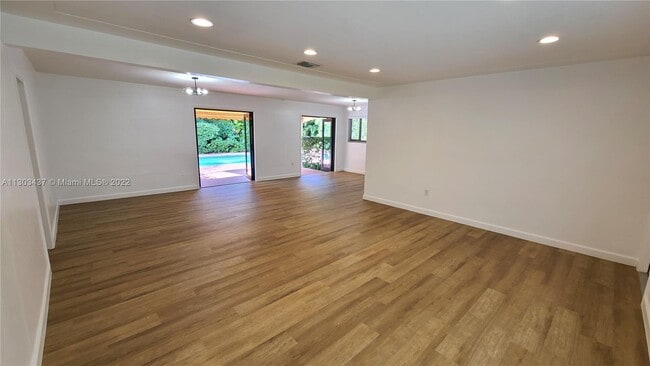 Building Photo - 5726 S Le Jeune Rd