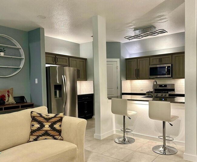 Foto del edificio - 305 Lewisville Ln