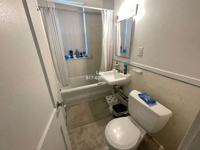 Building Photo - NO FEE! September Cozy 2bed in Brighton! E...