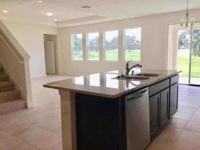 Foto del edificio - 4540 SW 65th Pl