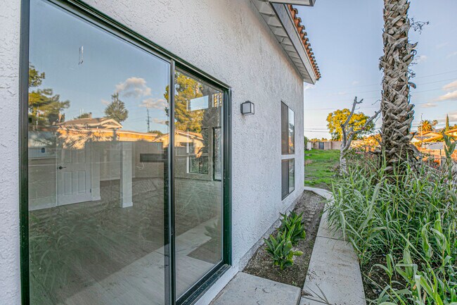 Foto del edificio - 11444 Odessa Ave