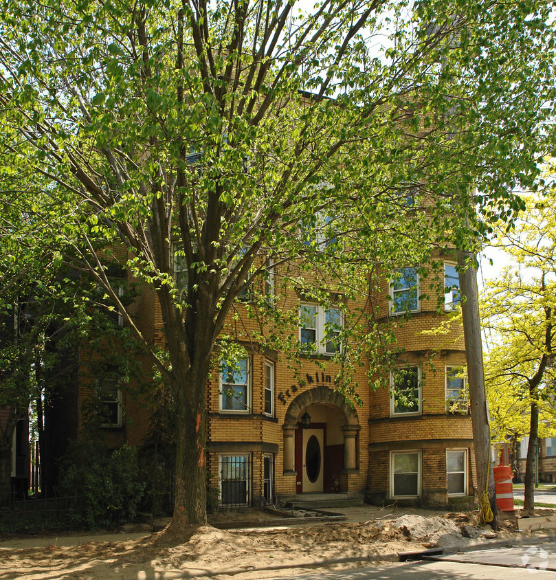 Building Photo - Franklin Tower