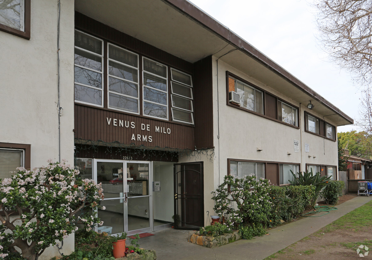 Foto del edificio - Venus De Milo Arms