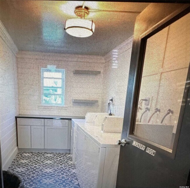 Foto del edificio - 464 N Corona Ave