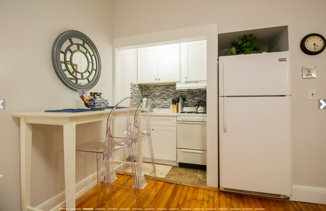Foto del edificio - 1249 Beacon St