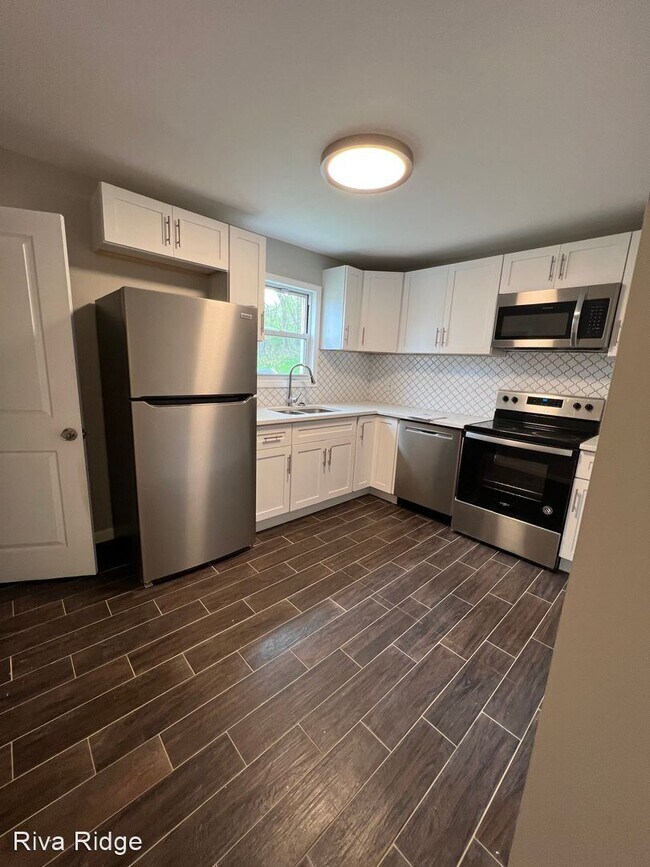 Building Photo - 3 br, 1.5 bath House - 2909 Homehurst Avenue