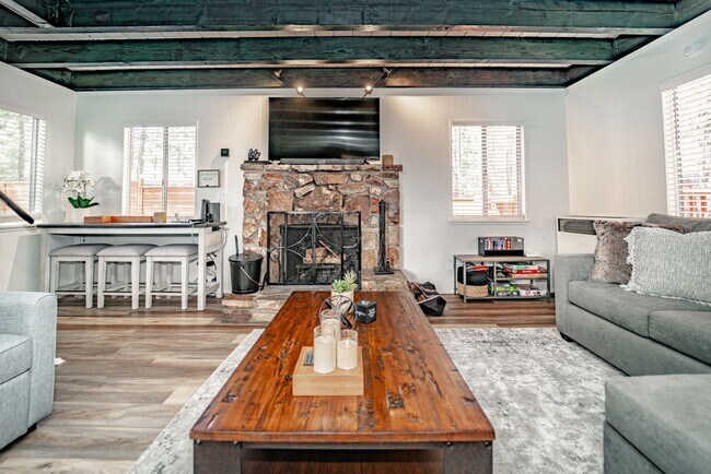 Foto del edificio - 39383 Moab Ln