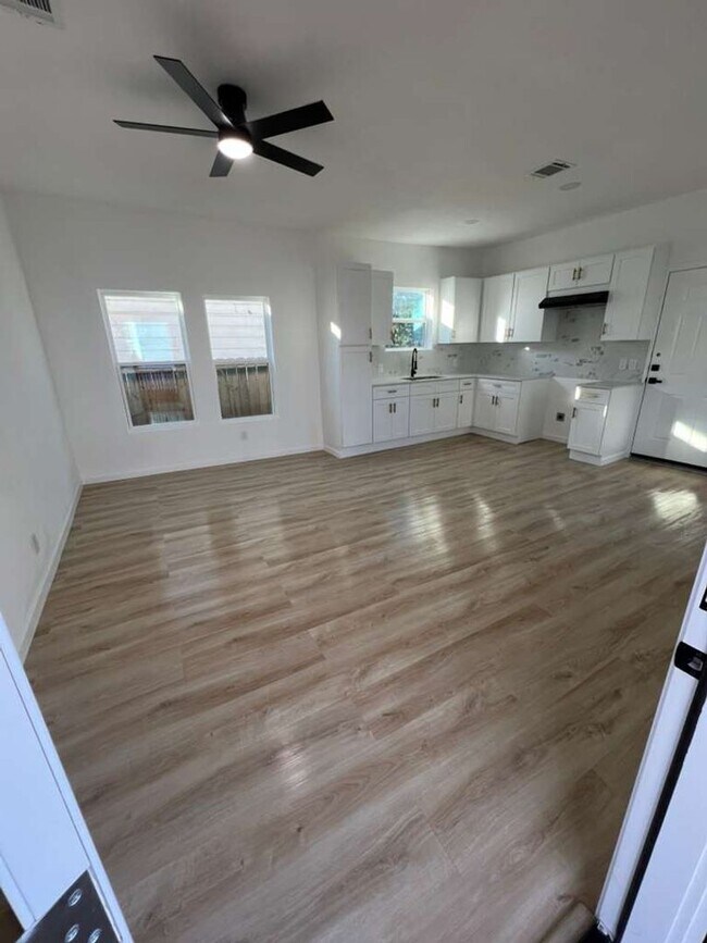 Foto del edificio - Gorgeous all renovated Home in Houston, TX!.
