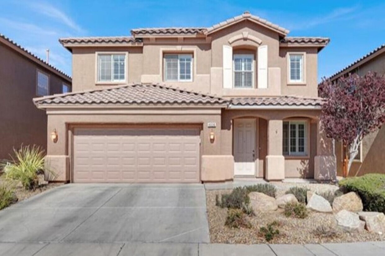 Foto principal - 4036 Bird Man Ln