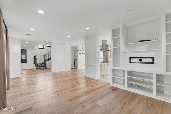 Foto del edificio - 4901 E Amelia Ave