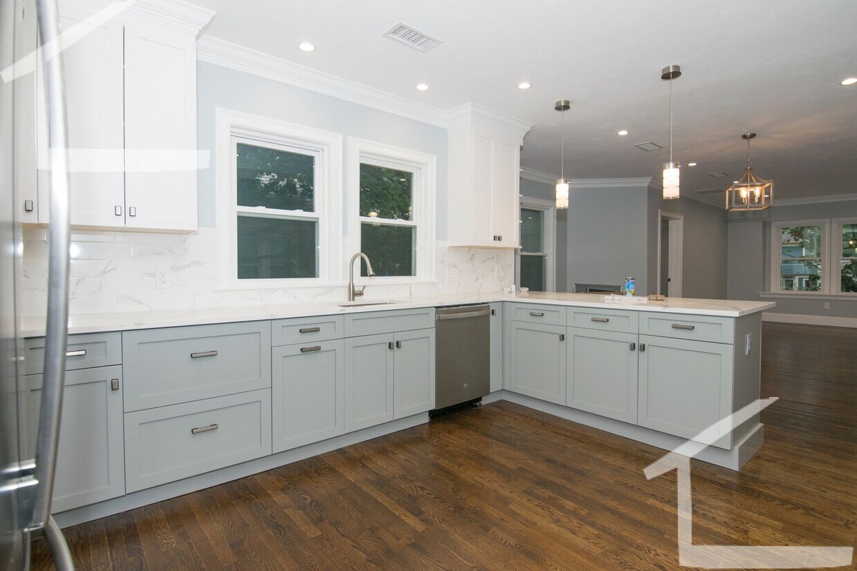 183 Tremont St, Newton, MA 02458 Townhome Rentals in Newton MA