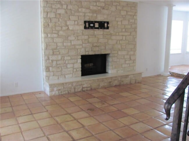 Building Photo - 4103 Gallo Cir
